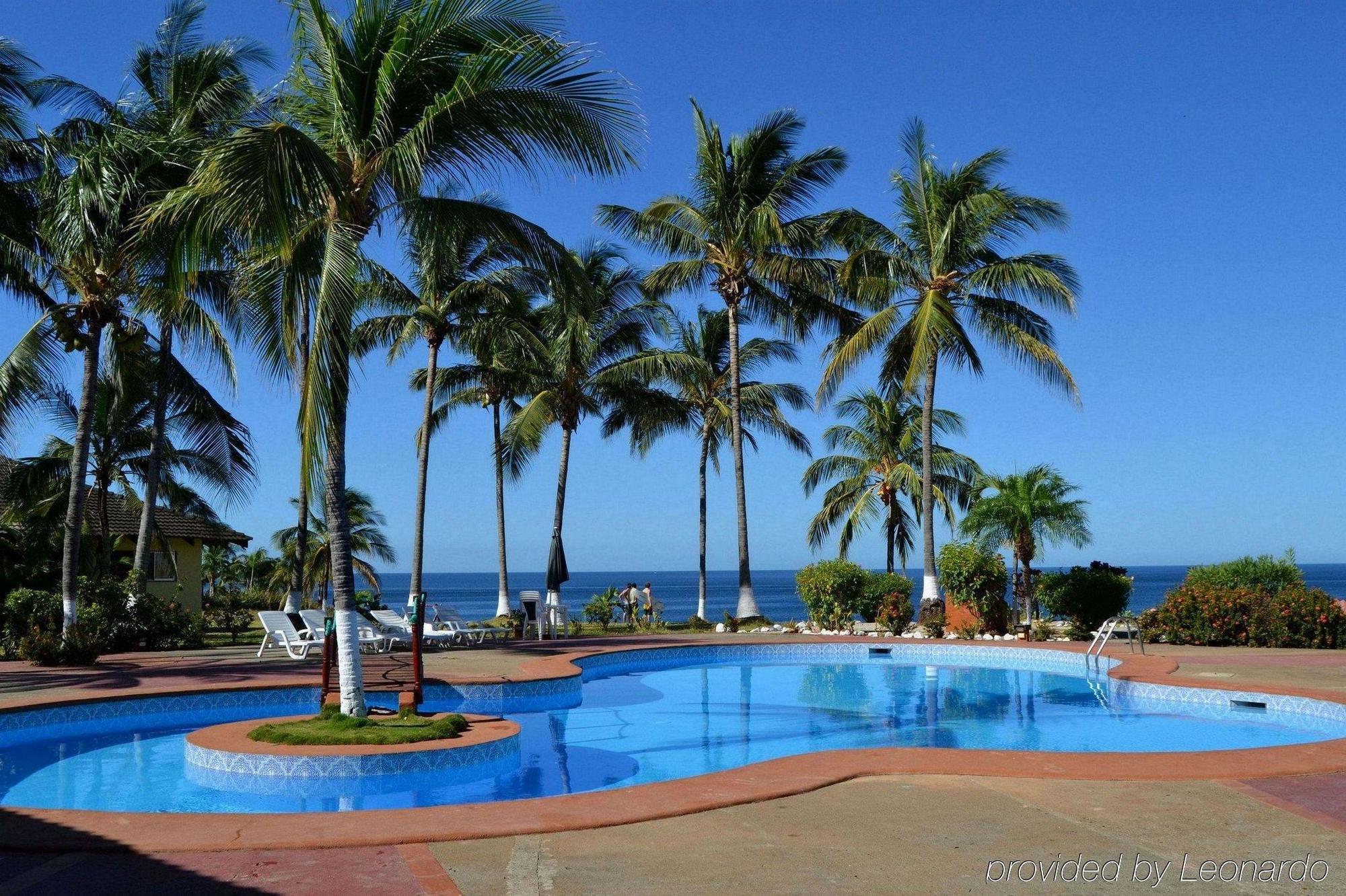 Hotel Iguanazul Playa Junquillal Удобства фото